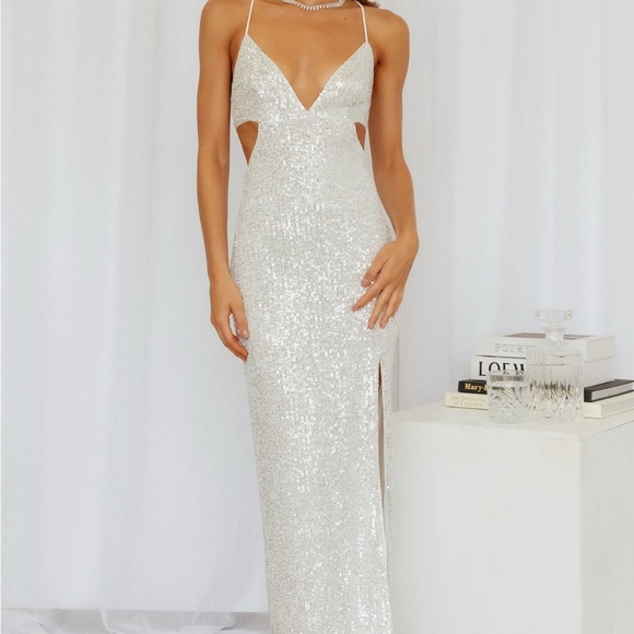 Hello Molly dress, size M/6, tag still on, not worn. - Picture 6 of 8